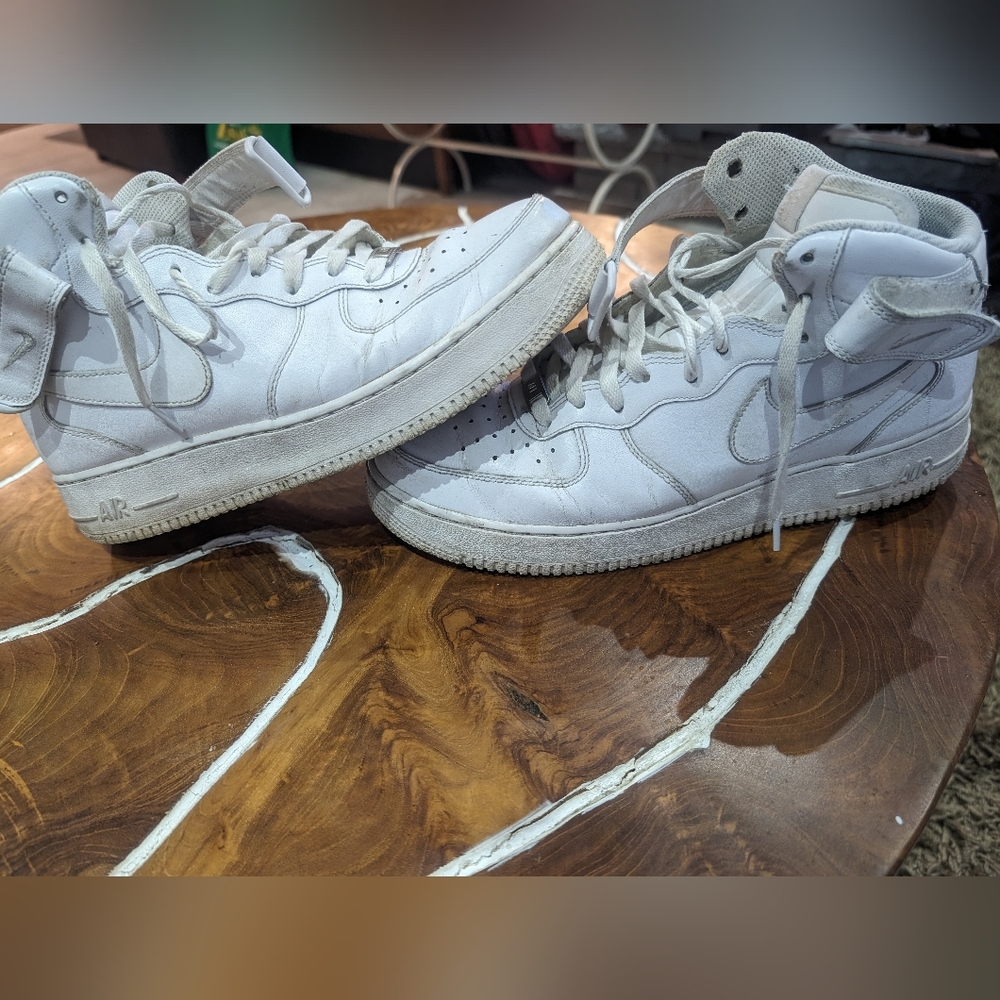 Nike Air Force 1